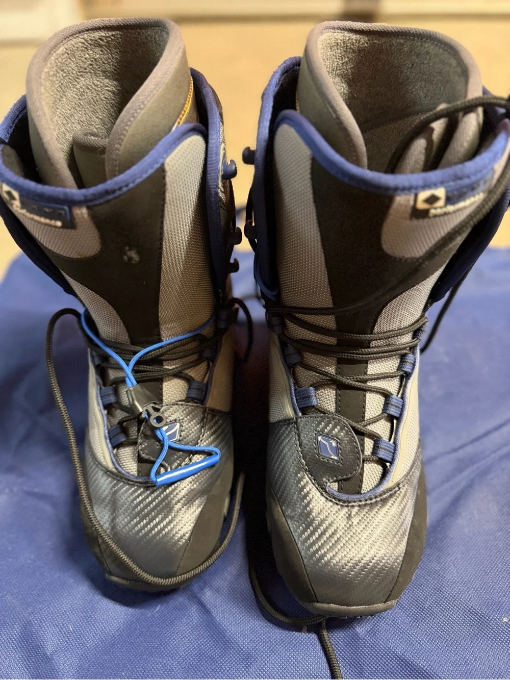 Vans Men's Gray and Blue Snowboard Boots